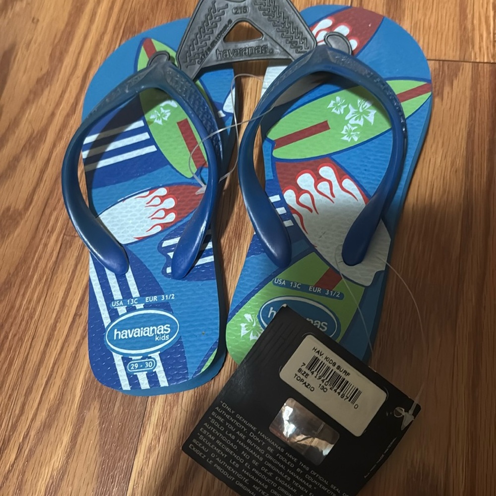 Children’s Havaianas new with tags size 13C Blue surfer surfboards